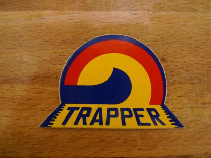 Trapper klistarmärke